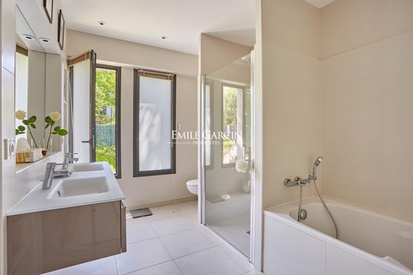 A vendre-Demeure style Californien-465 m²-La Celle St Cloud- terrain 2000 m²