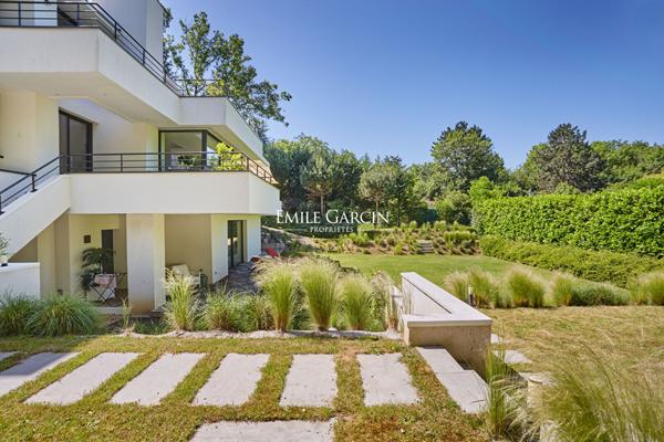 A vendre-Demeure style Californien-465 m²-La Celle St Cloud- terrain 2000 m²