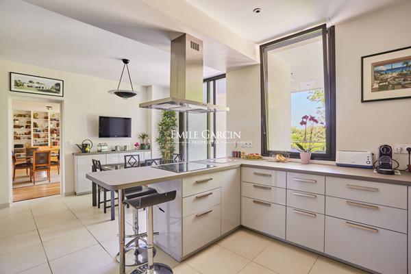 A vendre-Demeure style Californien-465 m²-La Celle St Cloud- terrain 2000 m²