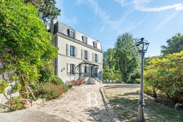 La Celle-Saint-Cloud, Maison 6 Chambres -  400 m² à vendre