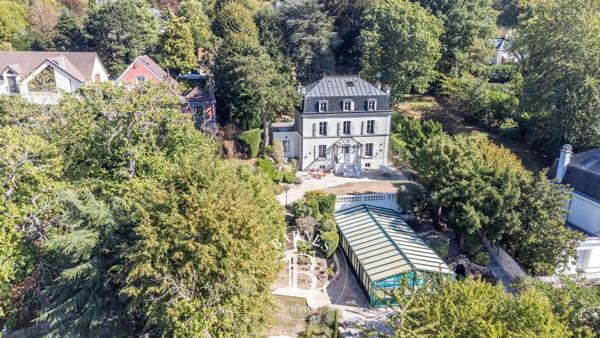 La Celle-Saint-Cloud, Maison 6 Chambres -  400 m² à vendre