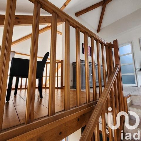 Demeure 9 pièces de 194 m² à Artemare (01510)