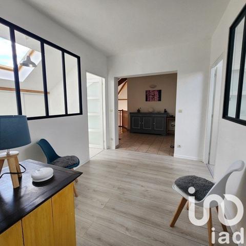 Demeure 9 pièces de 194 m² à Artemare (01510)