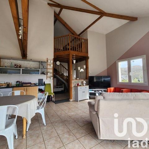 Demeure 9 pièces de 194 m² à Artemare (01510)