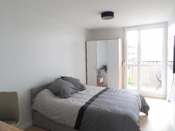 Appartement à louer    5 pièces •  Cenon