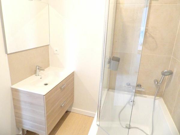 Appartement à louer    5 pièces •  Cenon