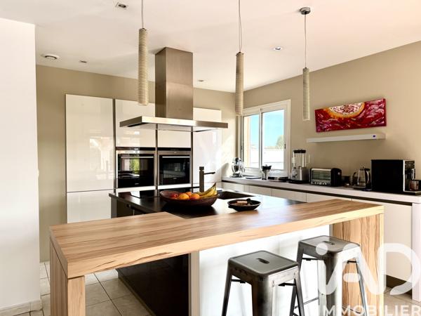 Maison à vendre 6 pièces 178 m² Teyran