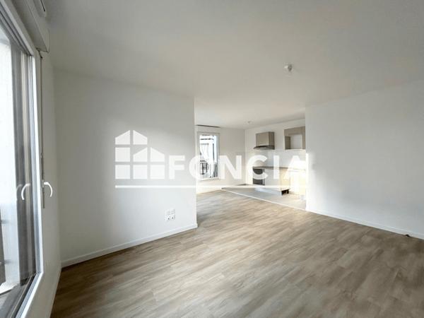 Location Appartement 4 pièces 80.68 m² - 7 RUE ANNE FRANCK Floirac 33270