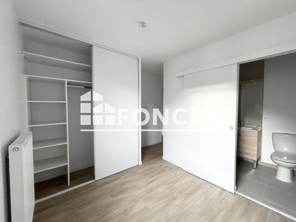 Location Appartement 4 pièces 80.68 m² - 7 RUE ANNE FRANCK Floirac 33270