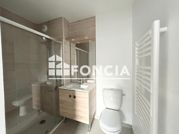 Location Appartement 4 pièces 80.68 m² - 7 RUE ANNE FRANCK Floirac 33270