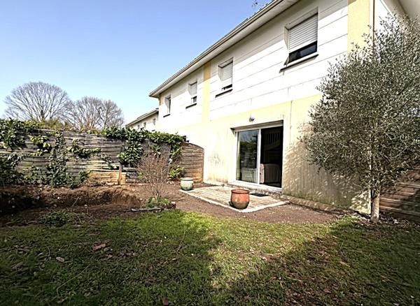 Maison à vendre 4 pièces Le Teich centre (33)-3ch à l'étage-GARAGE attenenant-Jardin au calme et belle piece de vie-
