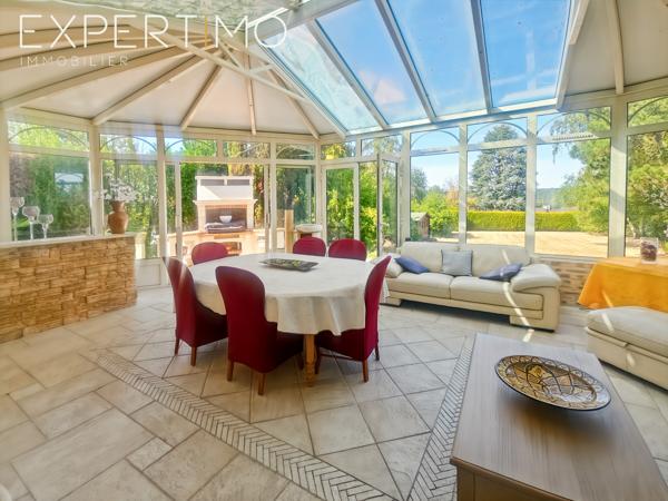 Maison 164 m² avec véranda et terrain de 1 566 m²