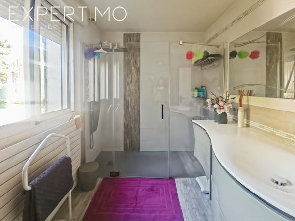 Maison 164 m² avec véranda et terrain de 1 566 m²