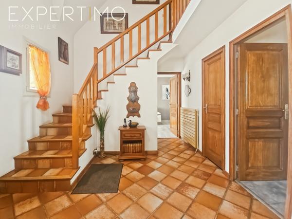 Maison 164 m² avec véranda et terrain de 1 566 m²