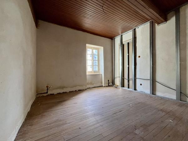 Maison à vendre 104 000 € Le Fossat 5 p 104 m² DPE