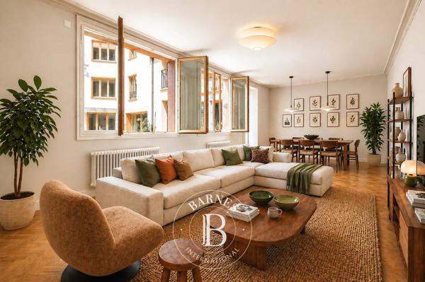 Clichy, Maison de ville 4 Chambres -  179 m² à vendre