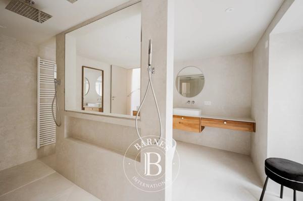 Clichy, Maison de ville 4 Chambres -  179 m² à vendre