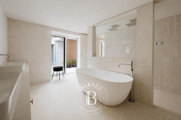 Clichy, Maison de ville 4 Chambres -  179 m² à vendre