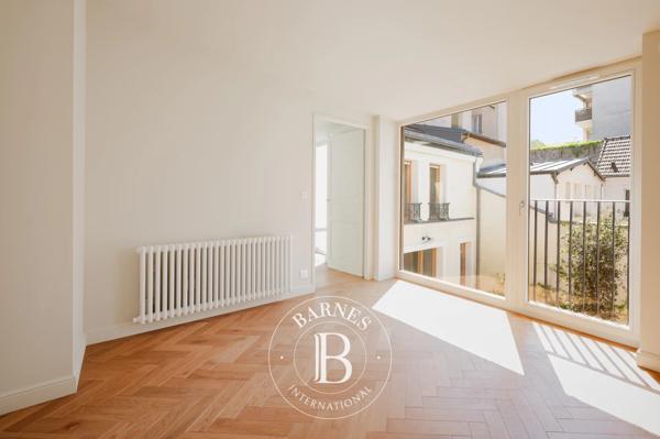 Clichy, Maison de ville 4 Chambres -  179 m² à vendre
