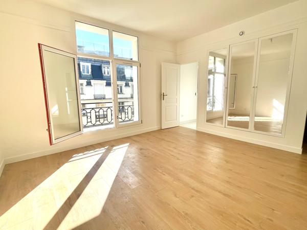 Appartement Studio à vendre  1 pièce - 26,62 m2 PARIS - 75008