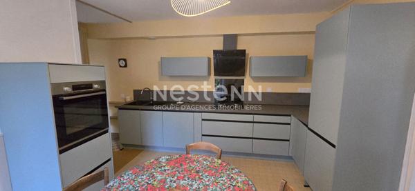 Maison rénovée avec cour