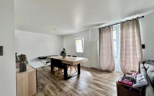 Maison à vendre    5 pièces •  Guilers