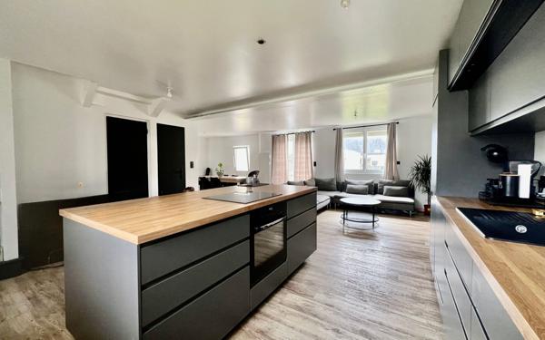 Maison à vendre    5 pièces •  Guilers