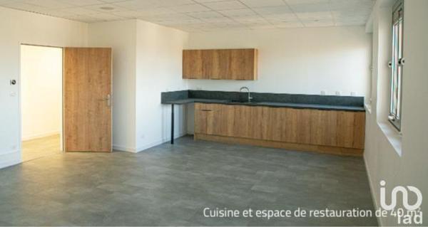 Location bureaux 80 m² La Ville-aux-Dames