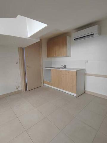 Appartement 1 pièce                                        - 42000 Saint-Étienne Réf : 12256