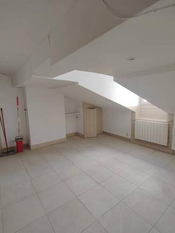 Appartement 1 pièce                                        - 42000 Saint-Étienne Réf : 12256