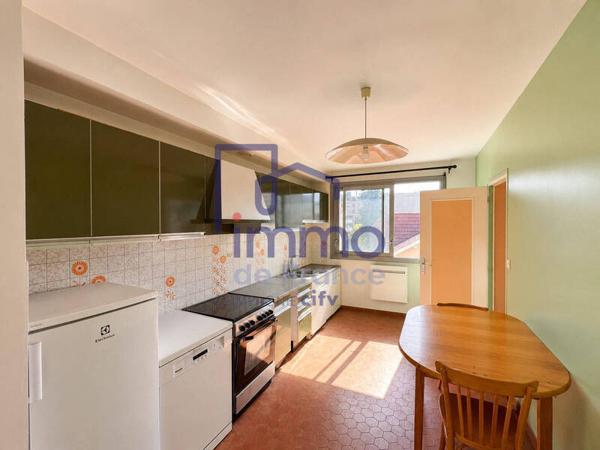 Appartement 6 pièces                                        - 38100 Grenoble Réf : 21564