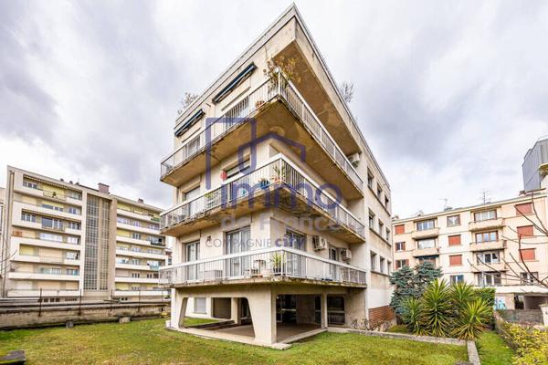 Appartement 6 pièces                                        - 38100 Grenoble Réf : 21564