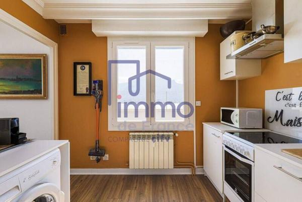 Appartement 2 pièces                                        - 38000 Grenoble Réf : 21686-IMMODEFRANCE69