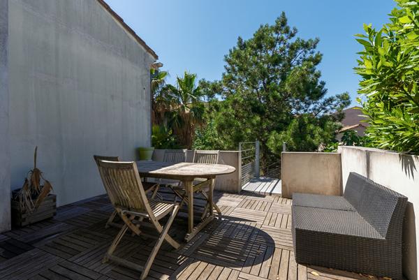 CARCASSONNE – PASTEUR Villa T9 272m² (207m² hab.) avec guest house, piscine, jardin, garage, et pool house