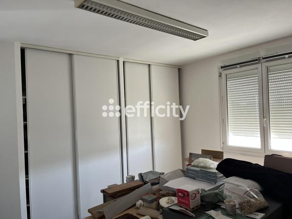 Local Commercial - 560 m²