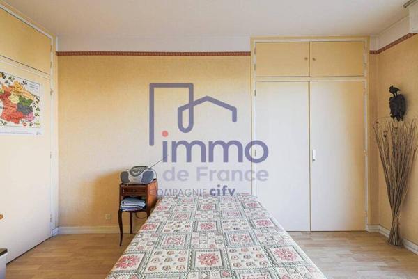 Appartement 3 pièces                                        - 38100 Grenoble Réf : 21628-IMMODEFRANCE69