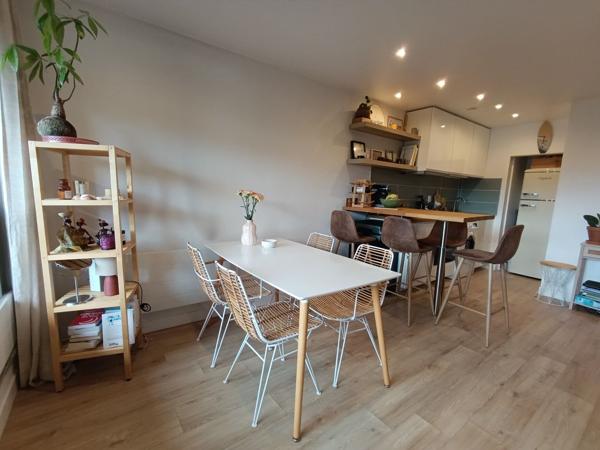 Appartement 2 pièces + parking