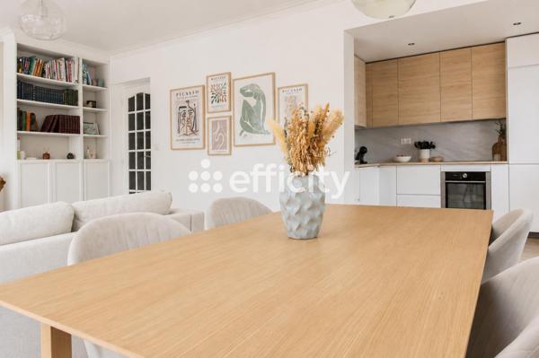 Maison
         6 pièces
        - 117 m² 425 000 € *