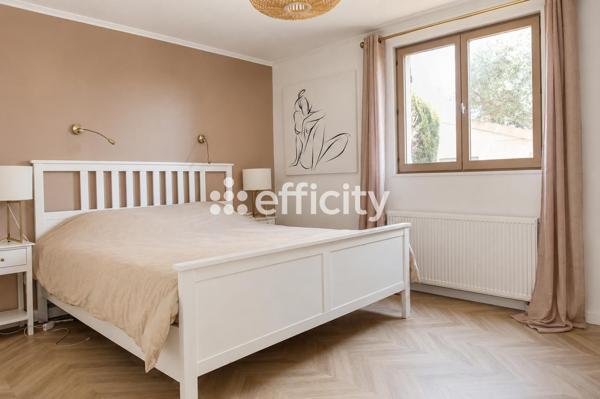 Maison
         6 pièces
        - 117 m² 425 000 € *