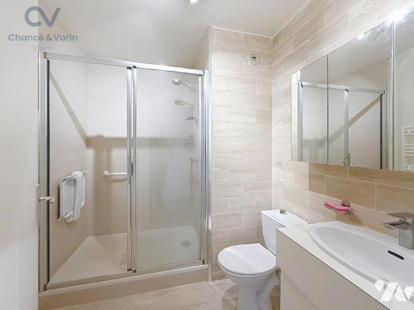 DEAUVILLE – CENTRE VILLE PROCHE PLAGE – 3 PIÈCES AVEC BALCONS – ASCENSEUR – CAVE