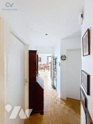 DEAUVILLE – CENTRE VILLE PROCHE PLAGE – 3 PIÈCES AVEC BALCONS – ASCENSEUR – CAVE