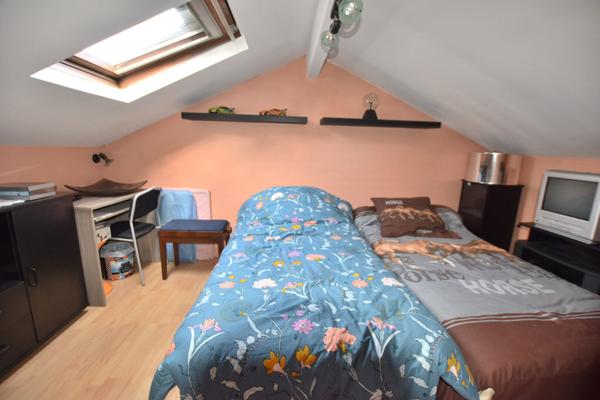 MAISON INDIVIDUELLE - 4 PIECES - 2 CHAMBRES sur 125M2 de TERRAIN