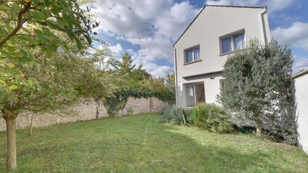 Maison Bry Sur Marne 6 pièce(s) 130 m2 et sous sol total
