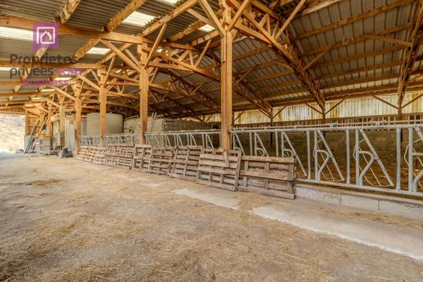 Domaine agricole  Biologique de 133 hectares Montbrun Les Bains 26570