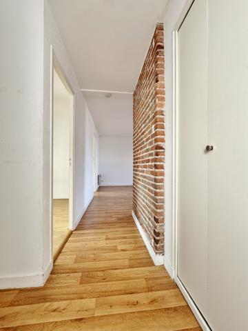 Appartement  3 pièce(s)  2 chambre(s)  57 m²