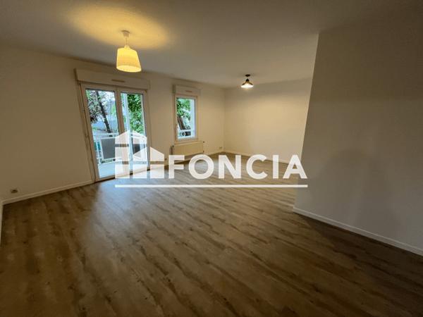 Location Appartement 4 pièces 83.5 m² - 18 ALLEE DES MARRONNIERS Logelbach 68124