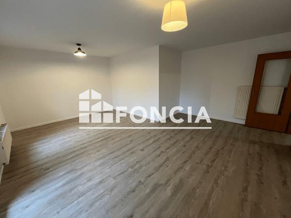 Location Appartement 4 pièces 83.5 m² - 18 ALLEE DES MARRONNIERS Logelbach 68124