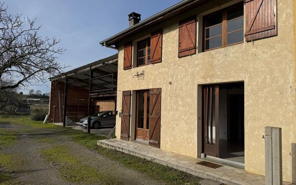 Maison à vendre    3 pièces •  Amou