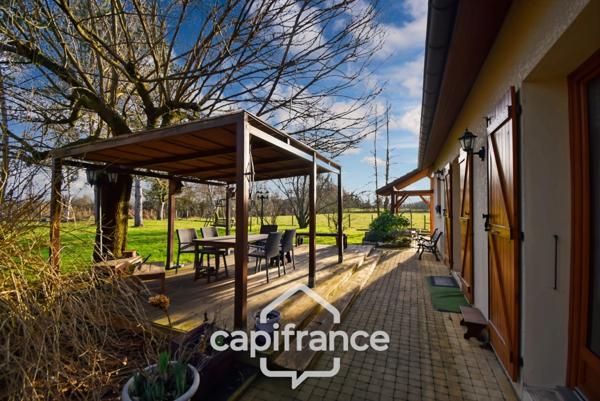 Maison 145 m² avec terrain clos 1 700 m² –FRANGY EN BRESSE, Proche LOUHANS(71) – Accès rapide A39 – Dépendances, atelier, carport