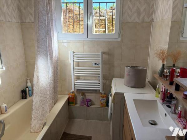 BUXEROLLES/CHASSENEUIL - MAISON ANCIENNE DE 105 M² HAB